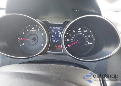 2012 Hyundai Veloster Base W/Red/Black z USA, uszkodzony, nr VIN KMHTC6AD8CU058178